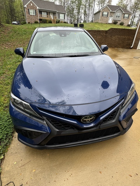 2024 Toyota Camry SE photo 3