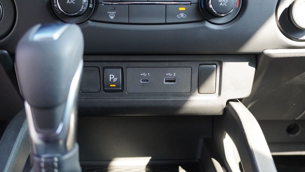 2023 Nissan Frontier SV photo 29