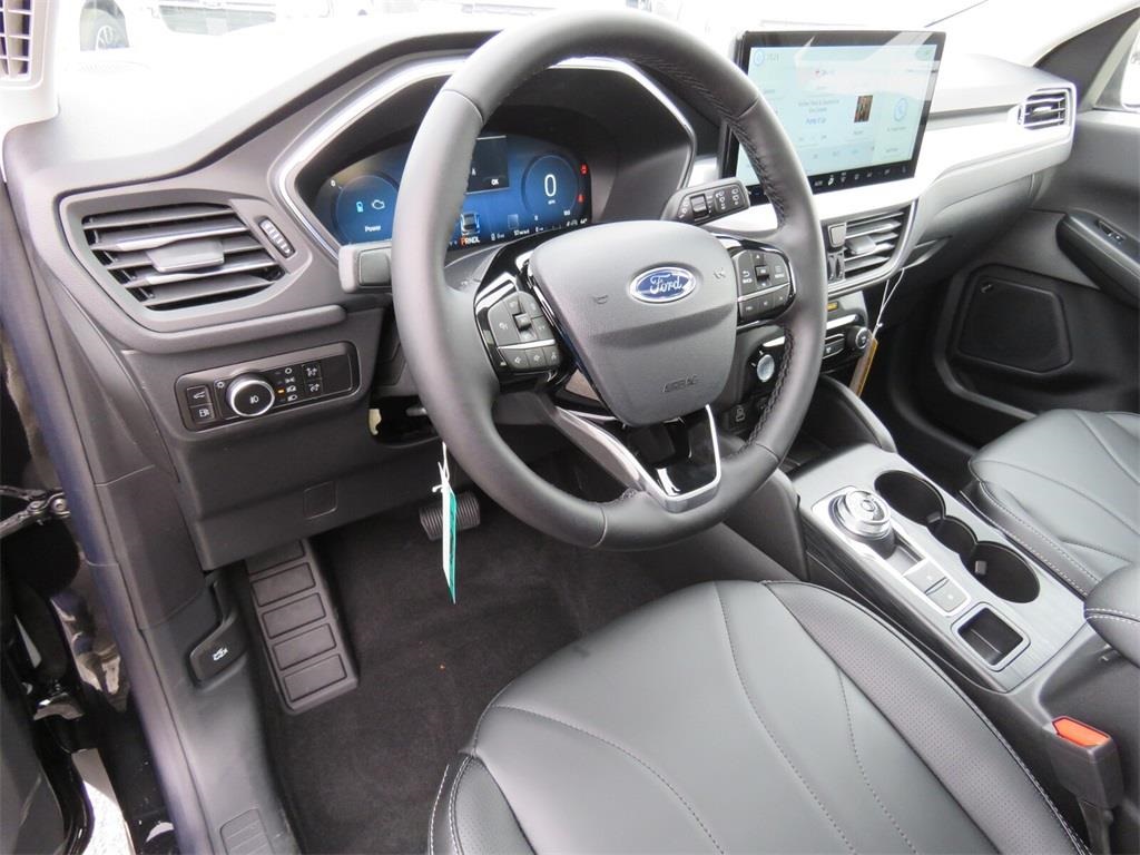 2025 Ford Escape Plug-In Hybrid photo 3
