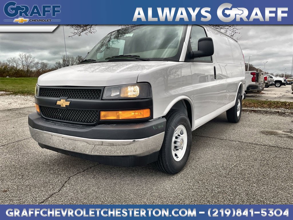 2025 Chevrolet Express Cargo Work Van's photo