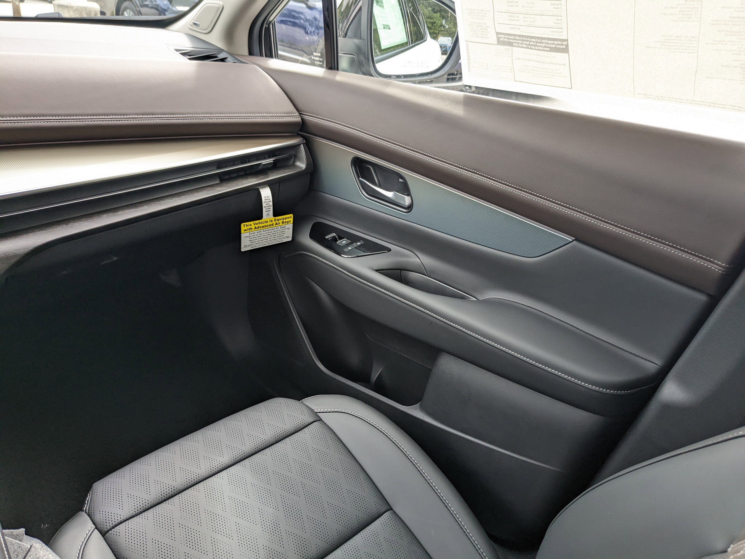 2025 Nissan Murano Platinum photo 13