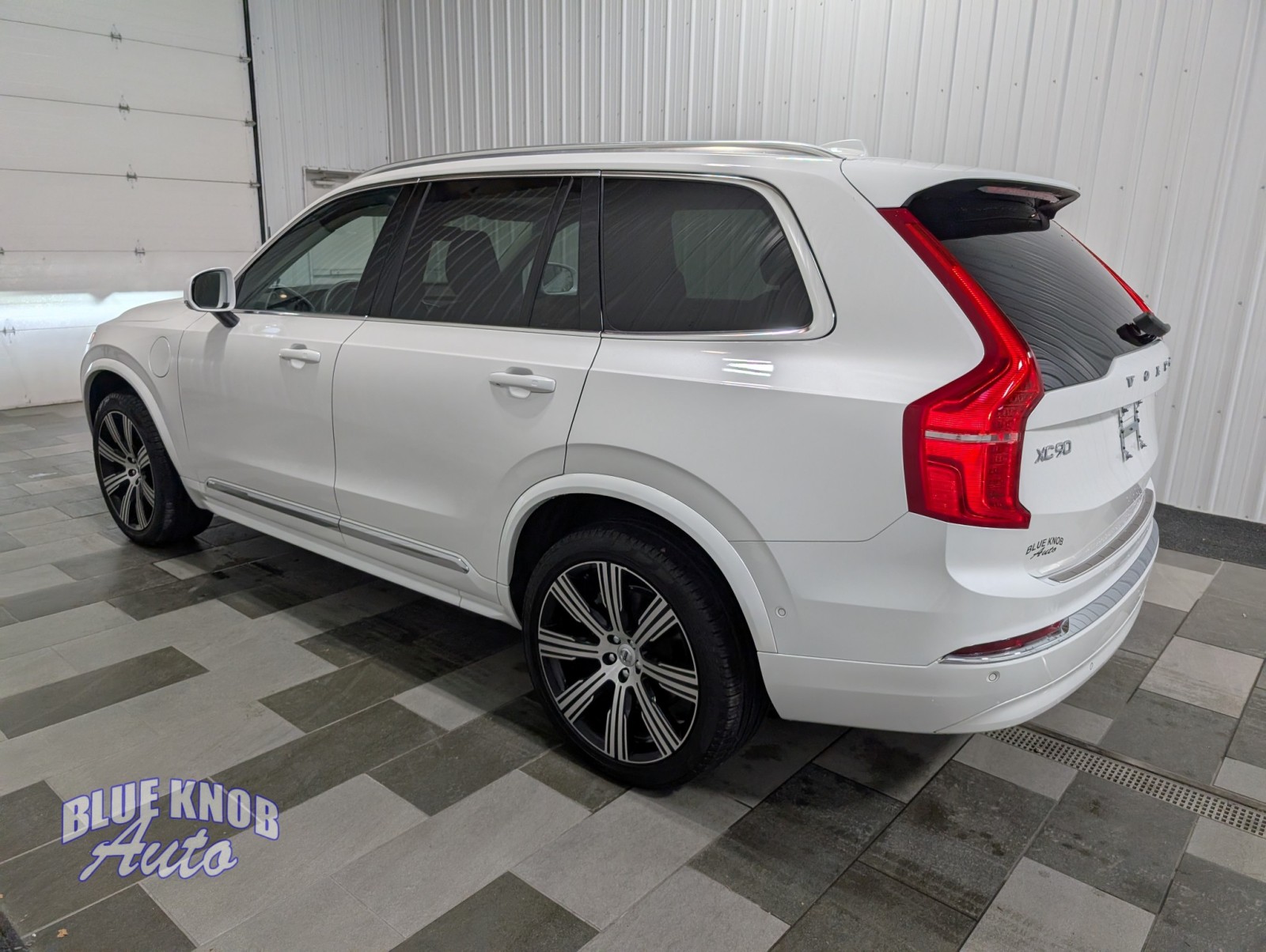 2023 Volvo XC90 Recharge Plus photo 2