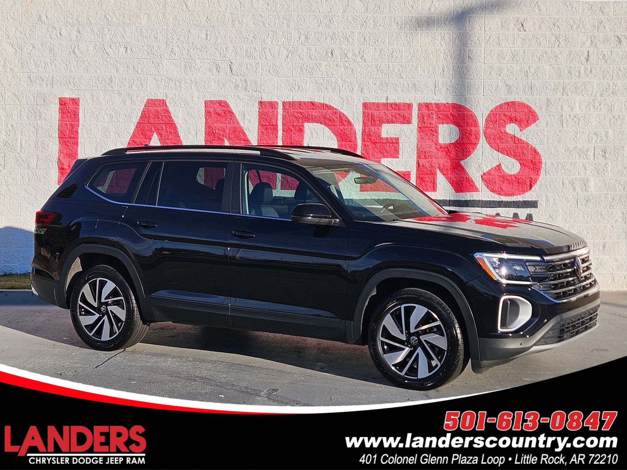 2024 Volkswagen Atlas SE w/Tech's photo