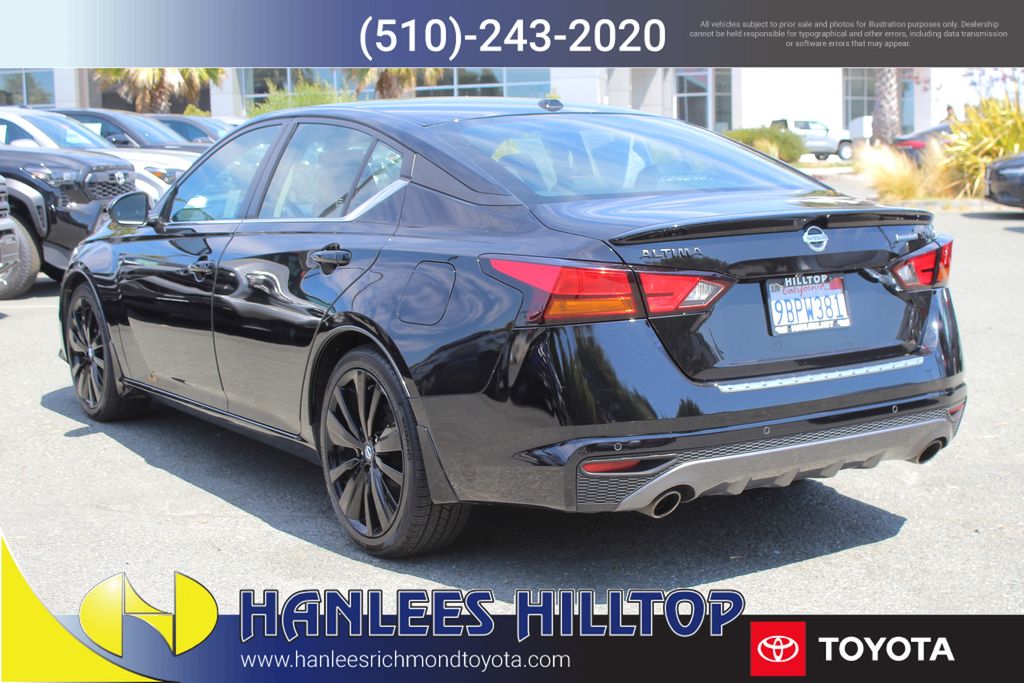 2022 Nissan Altima 2.5 SR photo 7