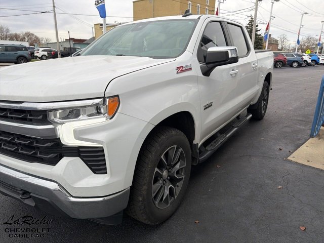 2022 Chevrolet Silverado 1500 LT's photo