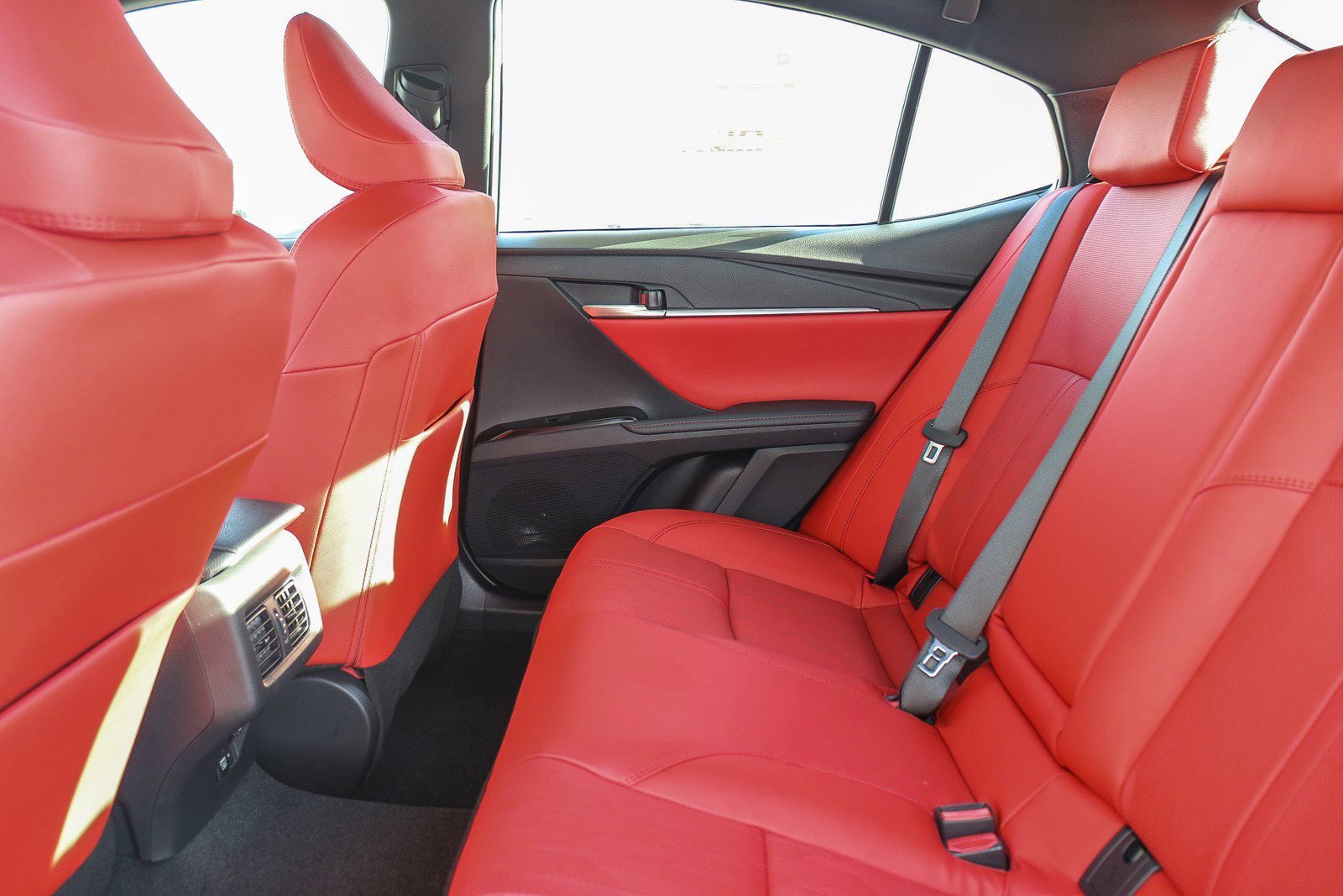 2025 Toyota Camry XSE photo 16