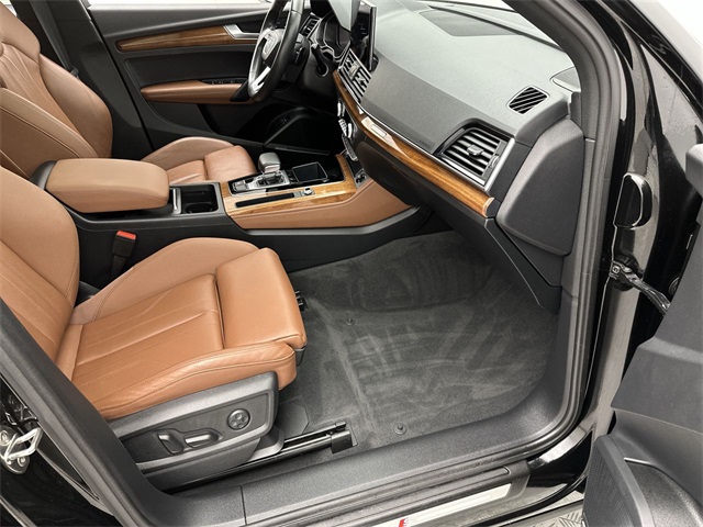 2022 Audi Q5 55 Premium Plus photo 14