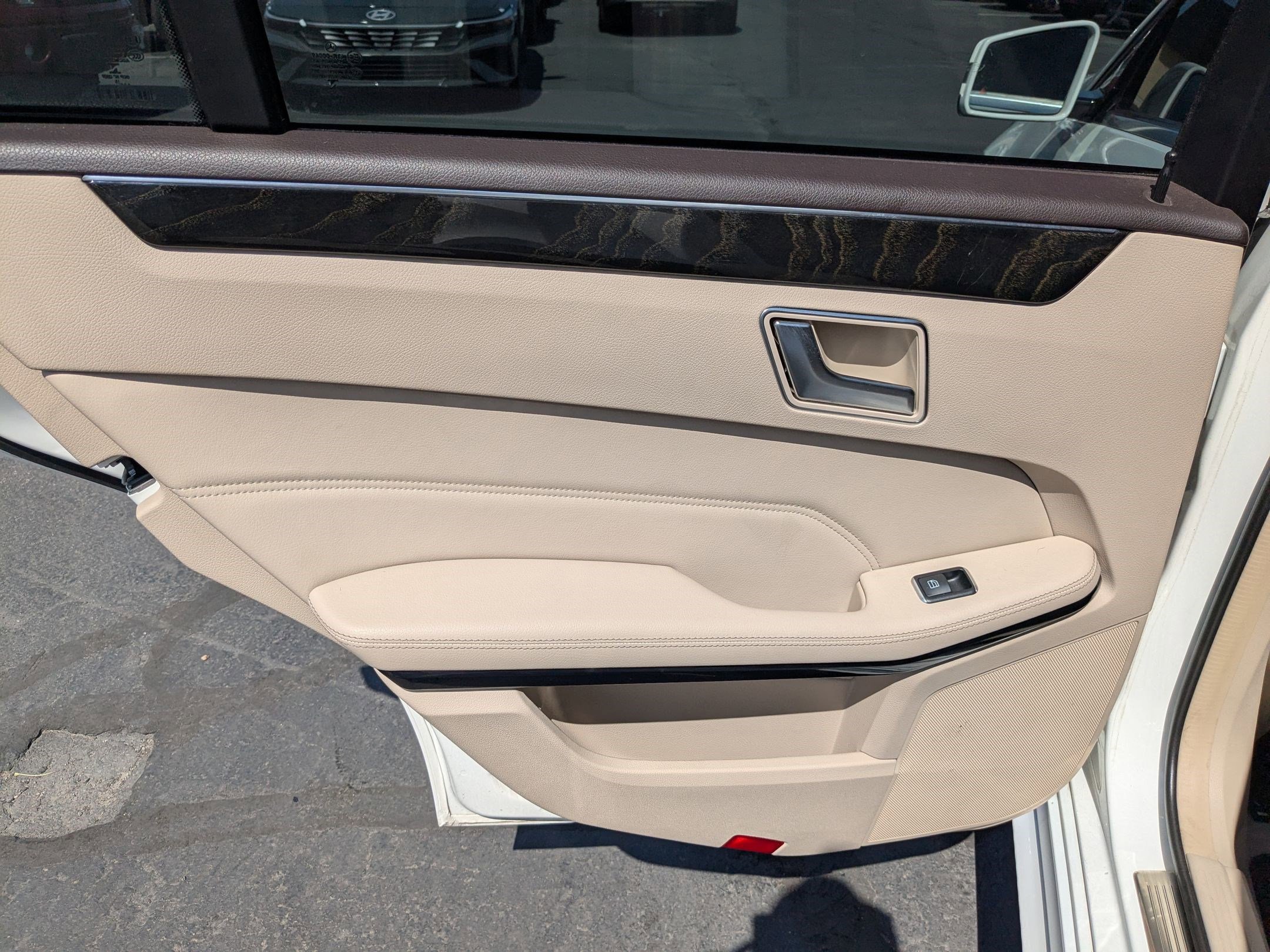 2016 Mercedes Benz E 350 photo 26