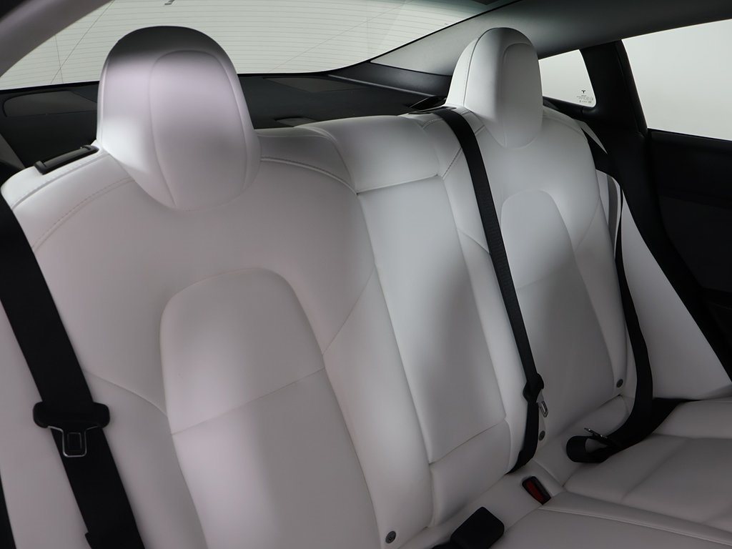 2021 Tesla Model 3 Standard Range Plus photo 22