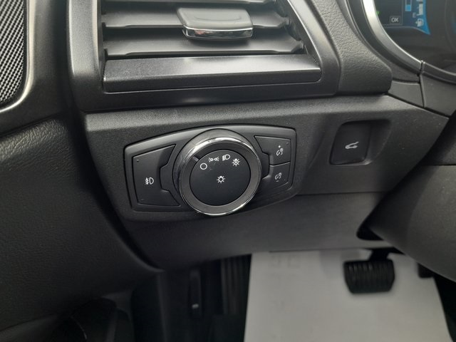 2019 Ford Fusion Energi Titanium photo 18