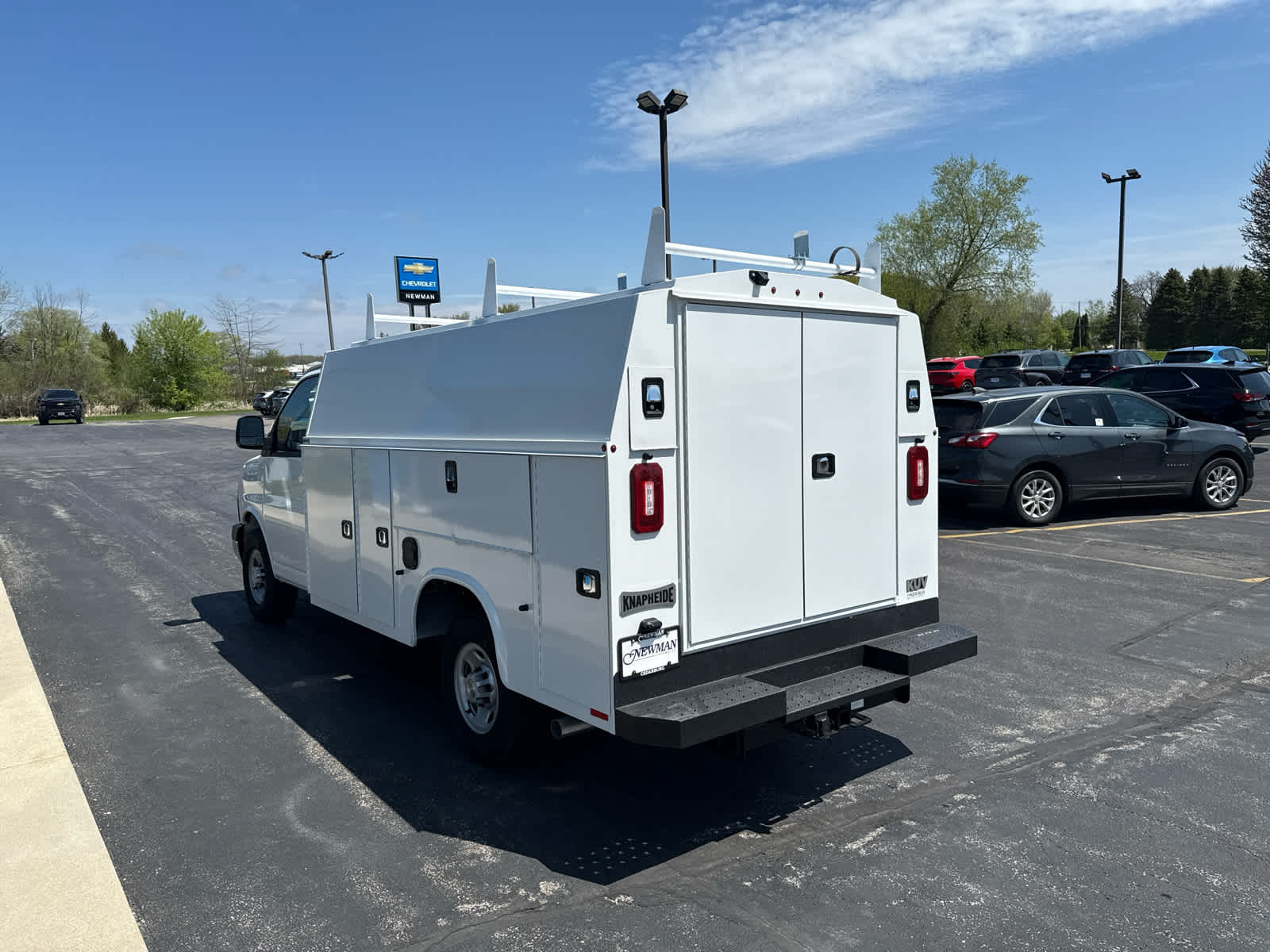 2024 Chevrolet Express Cutaway Base photo 9