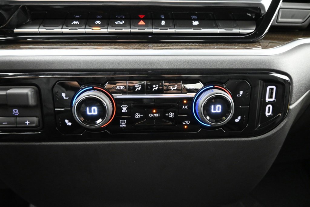 2025 Chevrolet Silverado 1500 LT photo 27