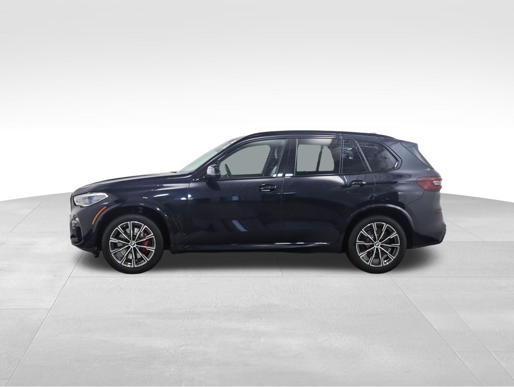 Used 2021 BMW X5 M50i with VIN 5UXJU4C0XM9E18404 for sale in Minneapolis, Minnesota