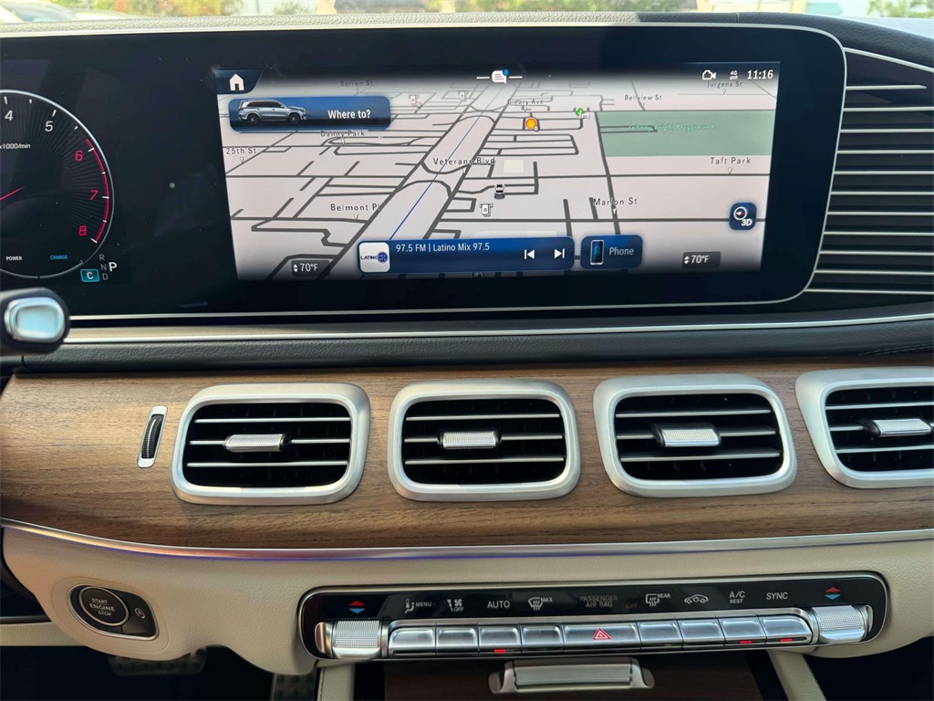 2026 Mercedes Benz GLS 450 4MATIC photo 8