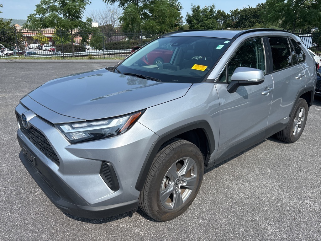Used 2022 Toyota RAV4 XLE with VIN 4T3RWRFV6NU051440 for sale in Northfield, Minnesota