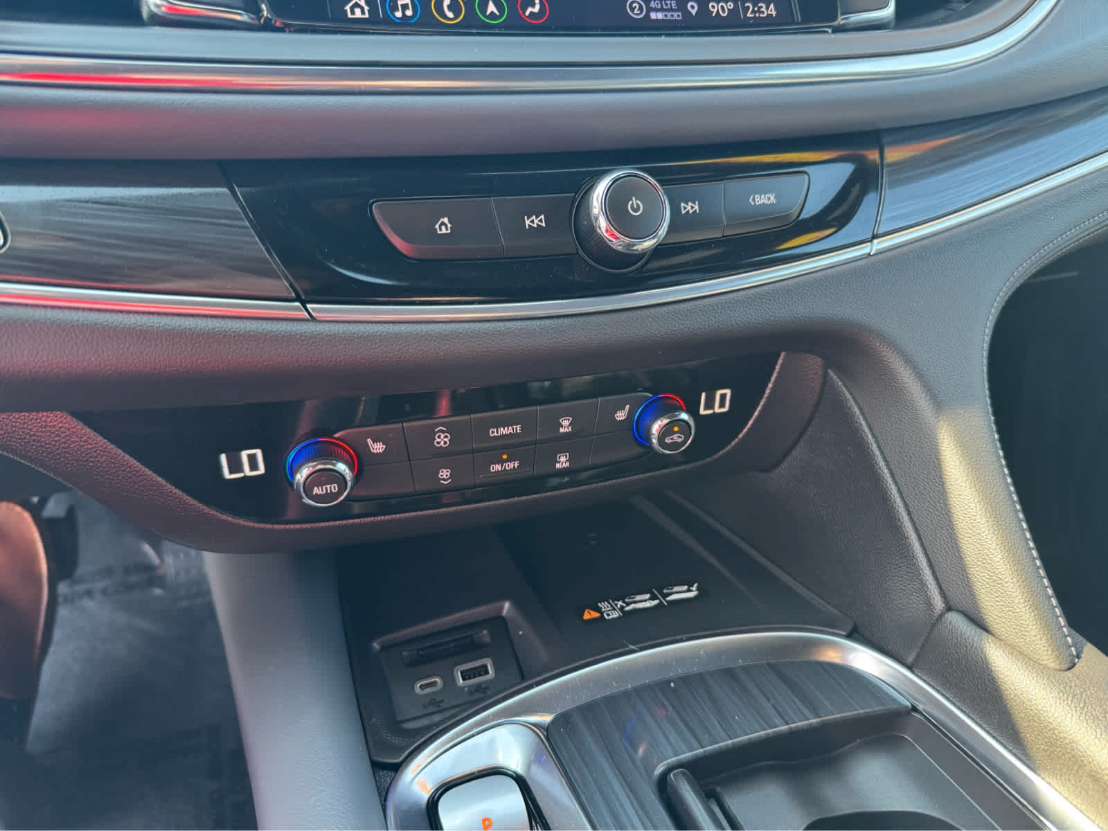 2024 Buick Enclave Essence photo 27