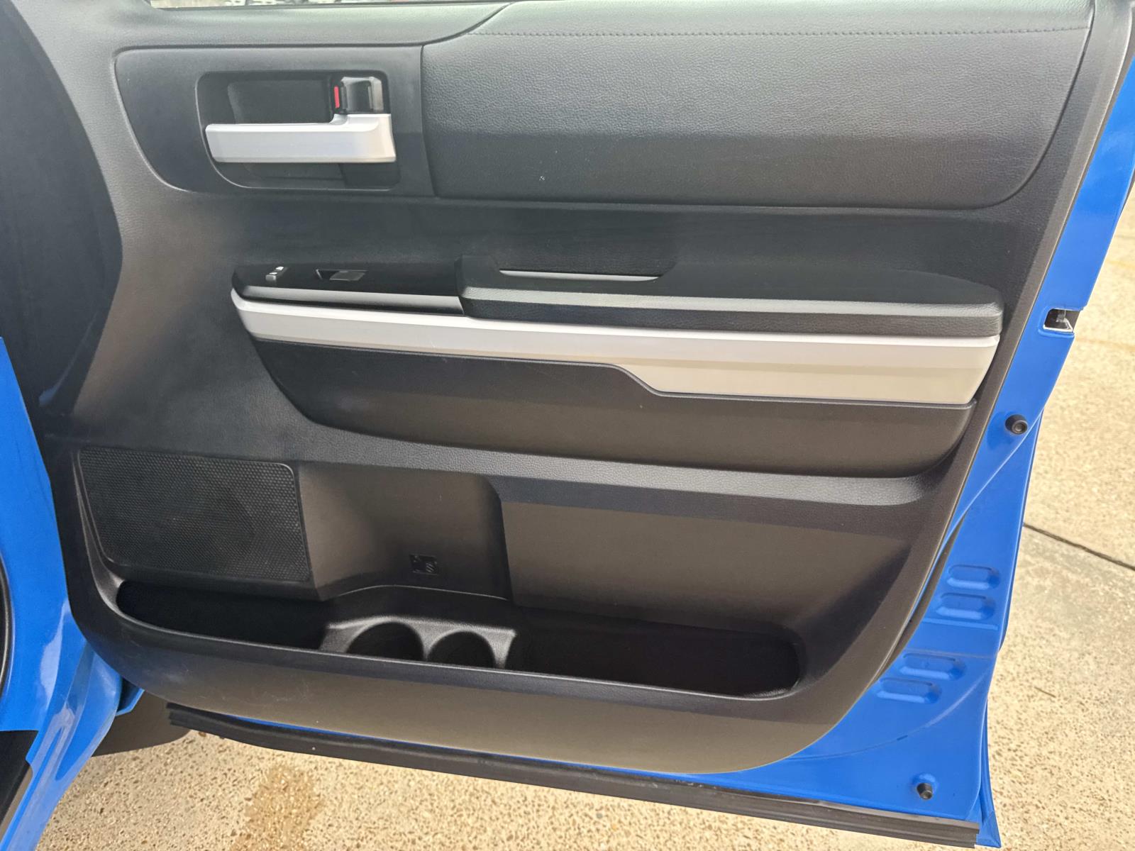 2020 Toyota Tundra SR5 Grade photo 12