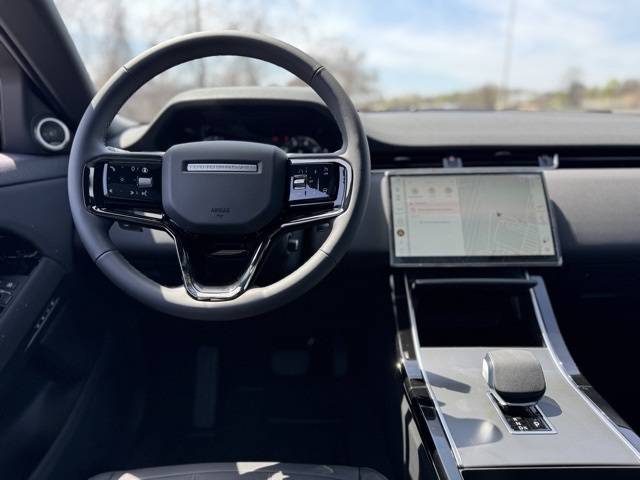 2026 Land Rover Range Rover Evoque S photo 11