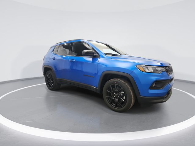 2026 Jeep Compass Latitude Altitude photo 2