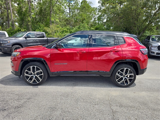 2025 Jeep Compass Limited photo 3