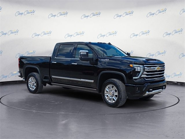 2025 Chevrolet Silverado 2500HD High Country photo 3