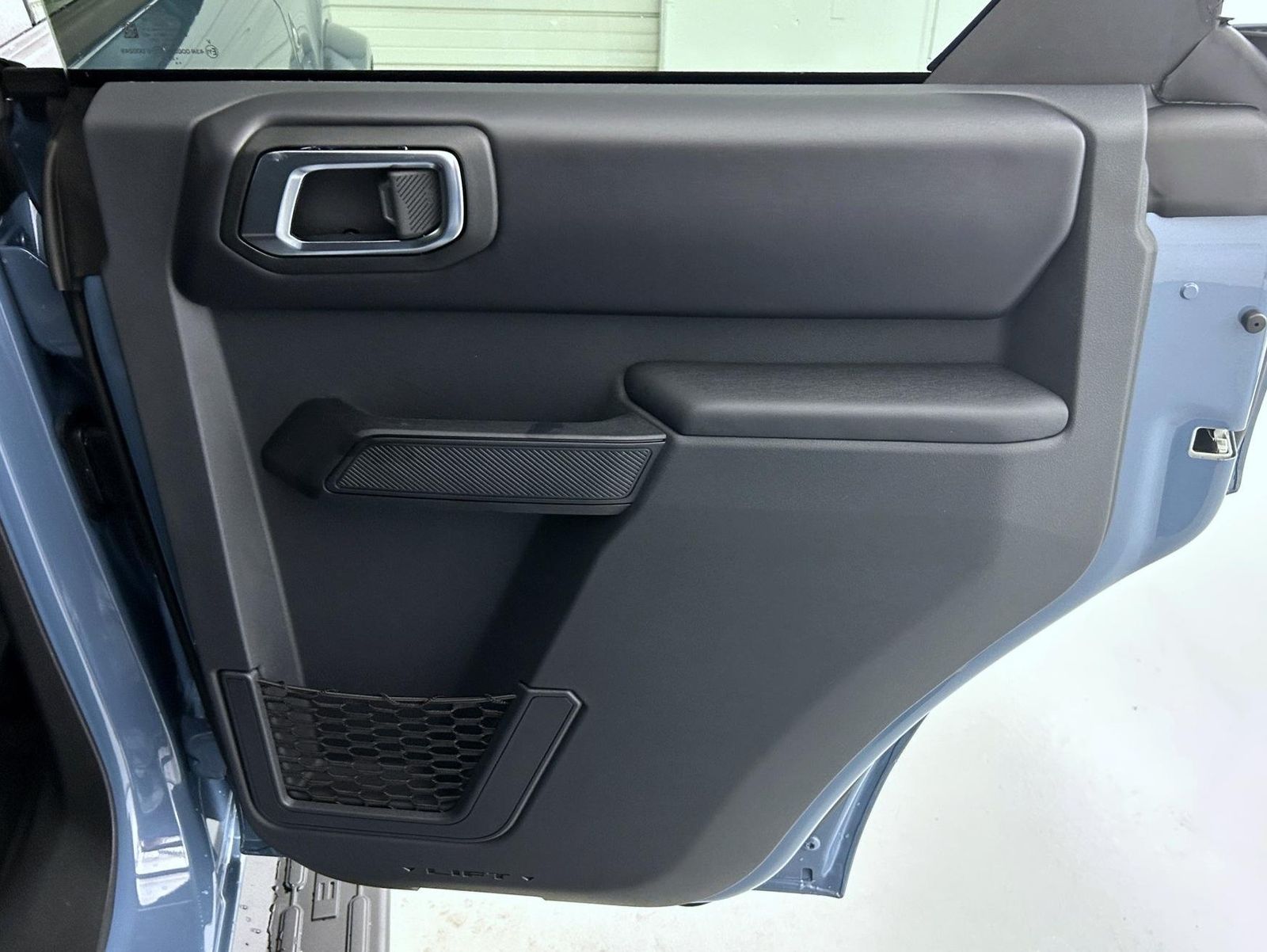 2025 Ford Bronco Outer Banks photo 15