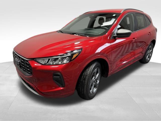 2023 Ford Escape ST-Line's photo