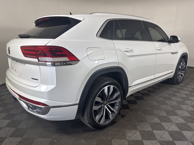 2023 Volkswagen Atlas Cross Sport V6 SEL Premium R-Line photo 2
