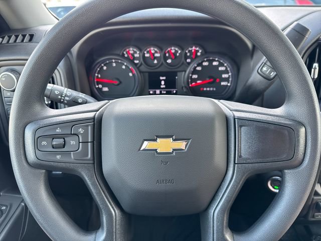 2025 Chevrolet Silverado 2500HD Custom photo 22