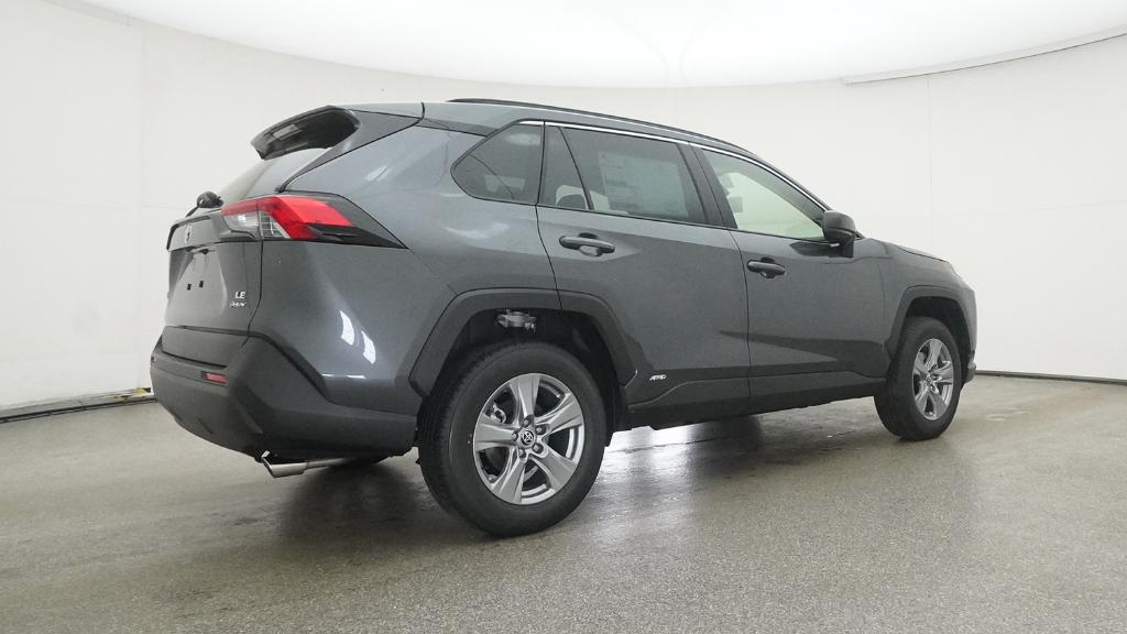 2025 Toyota RAV4 Hybrid LE photo 18