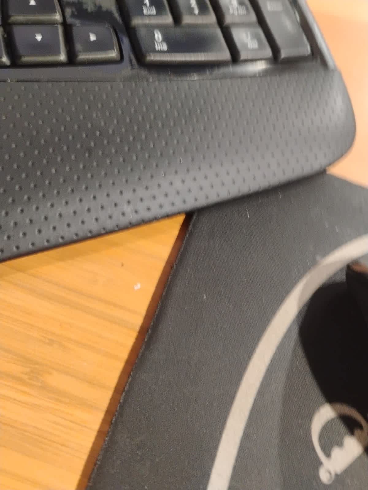 2017 Chevrolet Bolt EV LT's photo