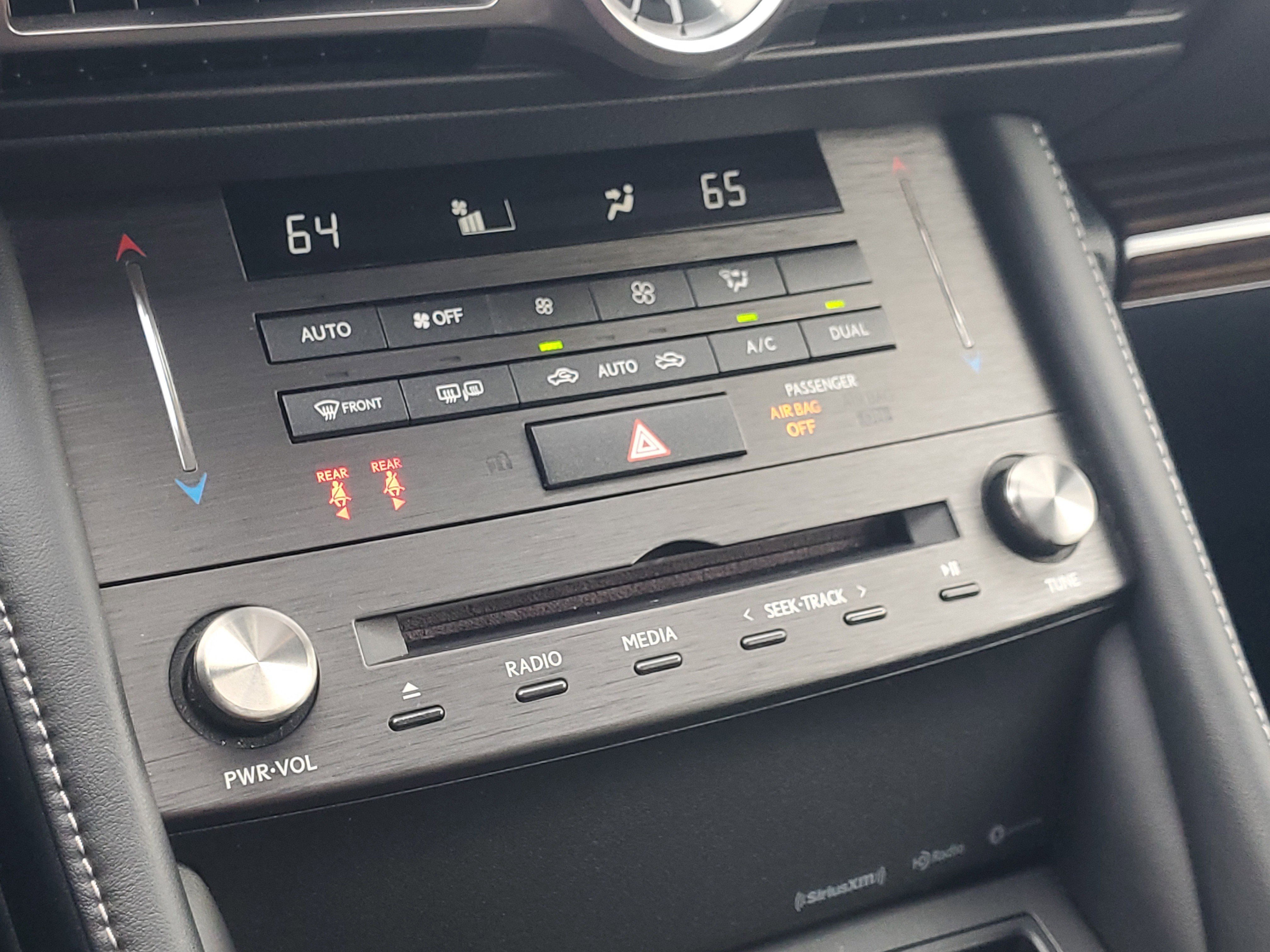 2021 Lexus RC 300 photo 10