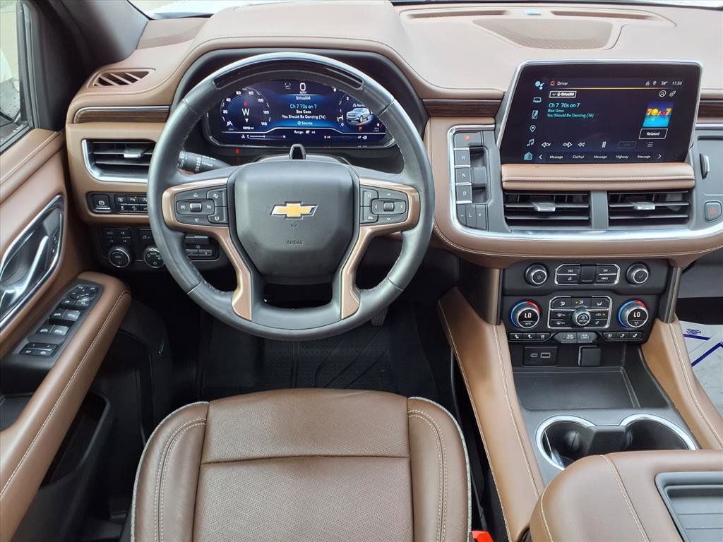 2024 Chevrolet Suburban High Country photo 3