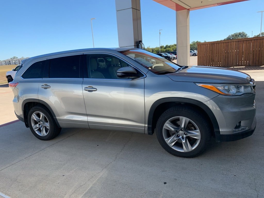 2014 Toyota Highlander Base Hybrid photo 3