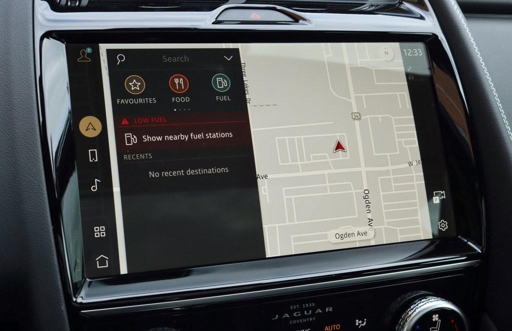 2024 JAGUAR E-PACE - Image 22