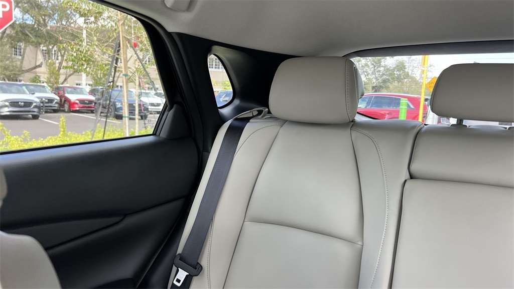 2024 Mazda CX-30 2.5 S Preferred photo 16