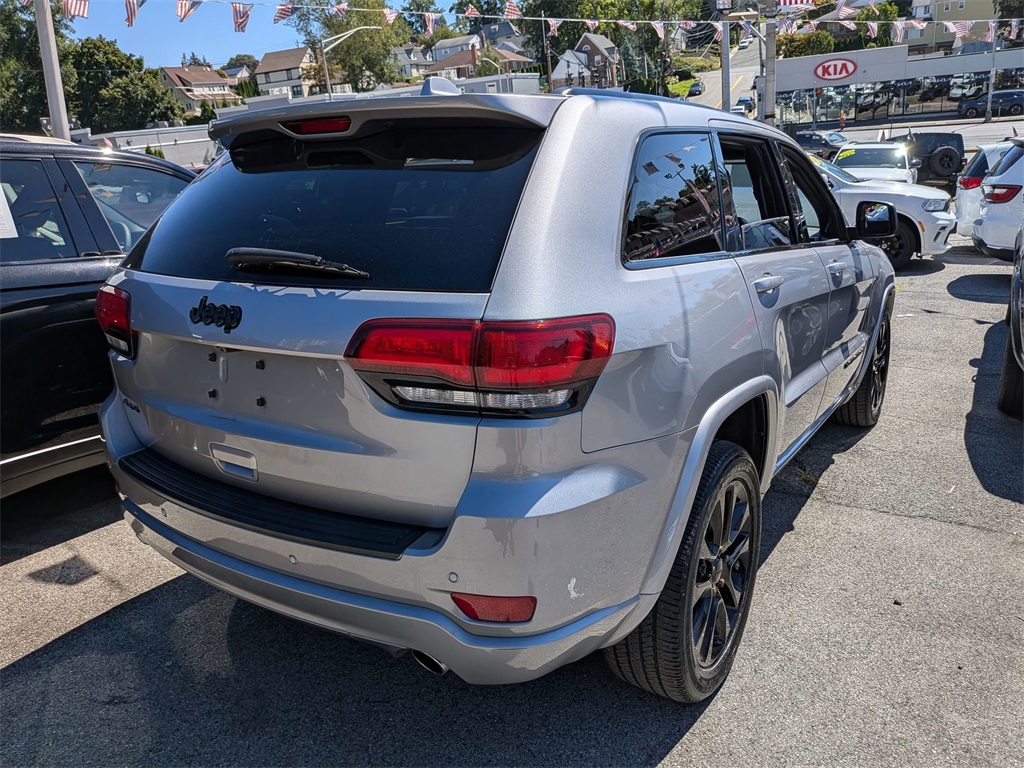 2020 Jeep Grand Cherokee Altitude photo 5