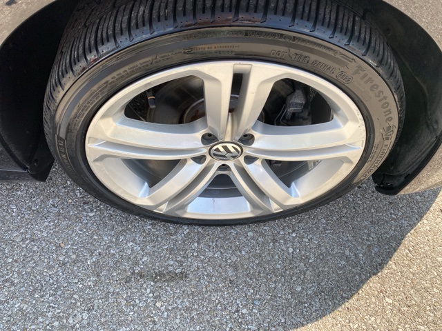 2015 Volkswagen CC 2.0T R-Line photo 25