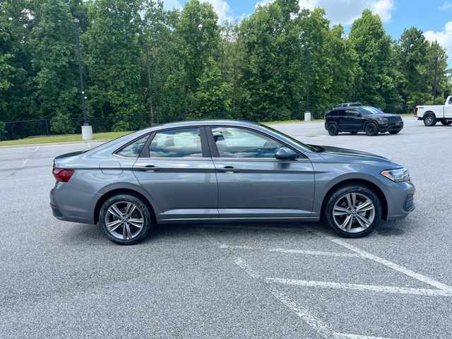 2022 Volkswagen Jetta 1.5T SE photo 9