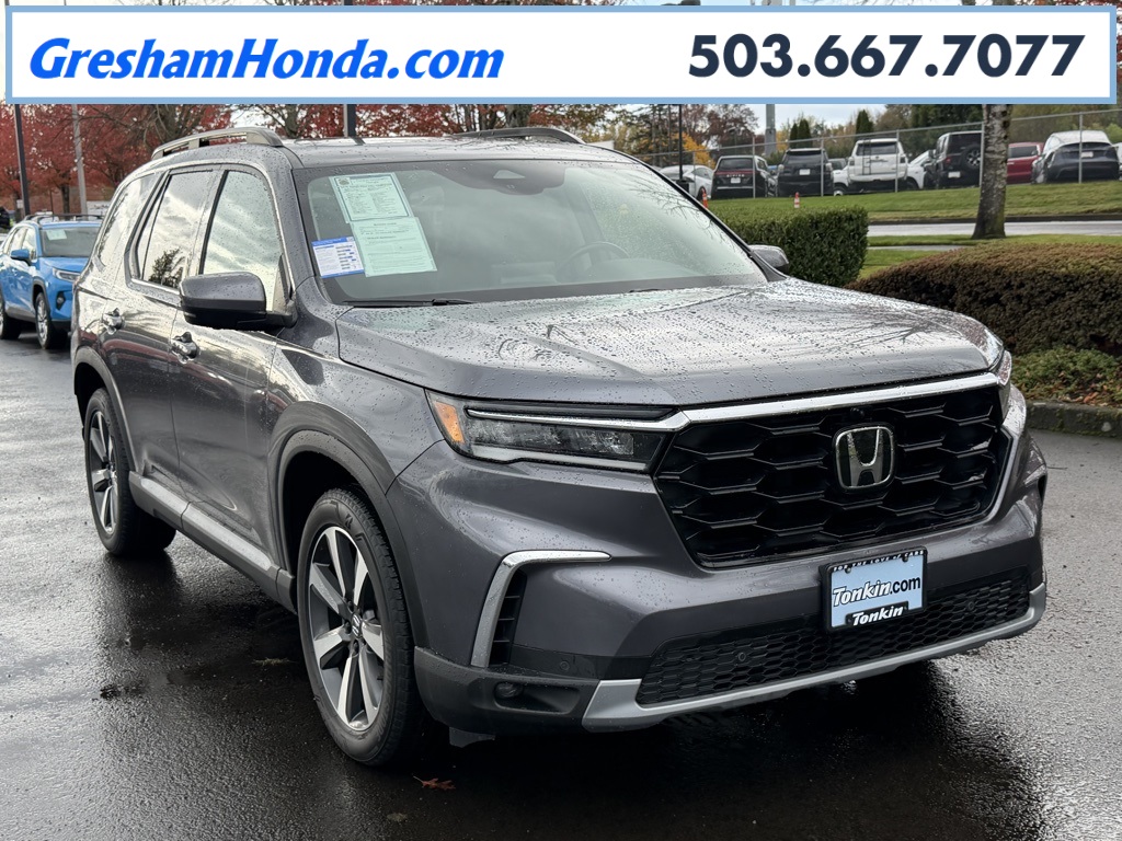 2023 Honda Pilot Elite's photo