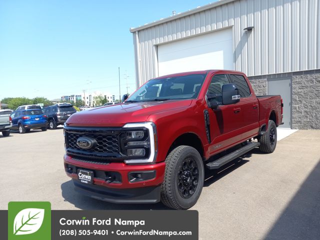 2025 Ford F-350 Lariat photo 4