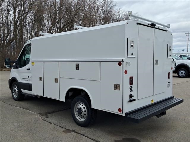 2024 Ford Transit Chassis Cutaway photo 4
