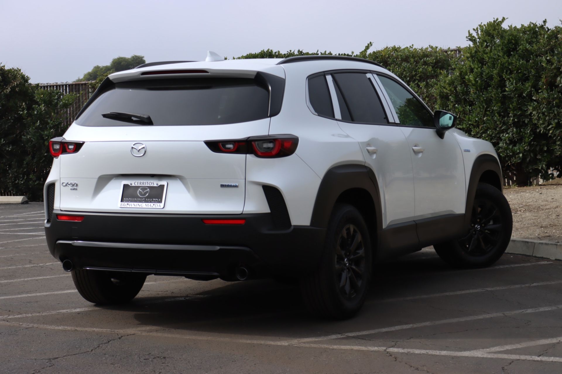 2025 Mazda CX-50 Premium photo 2