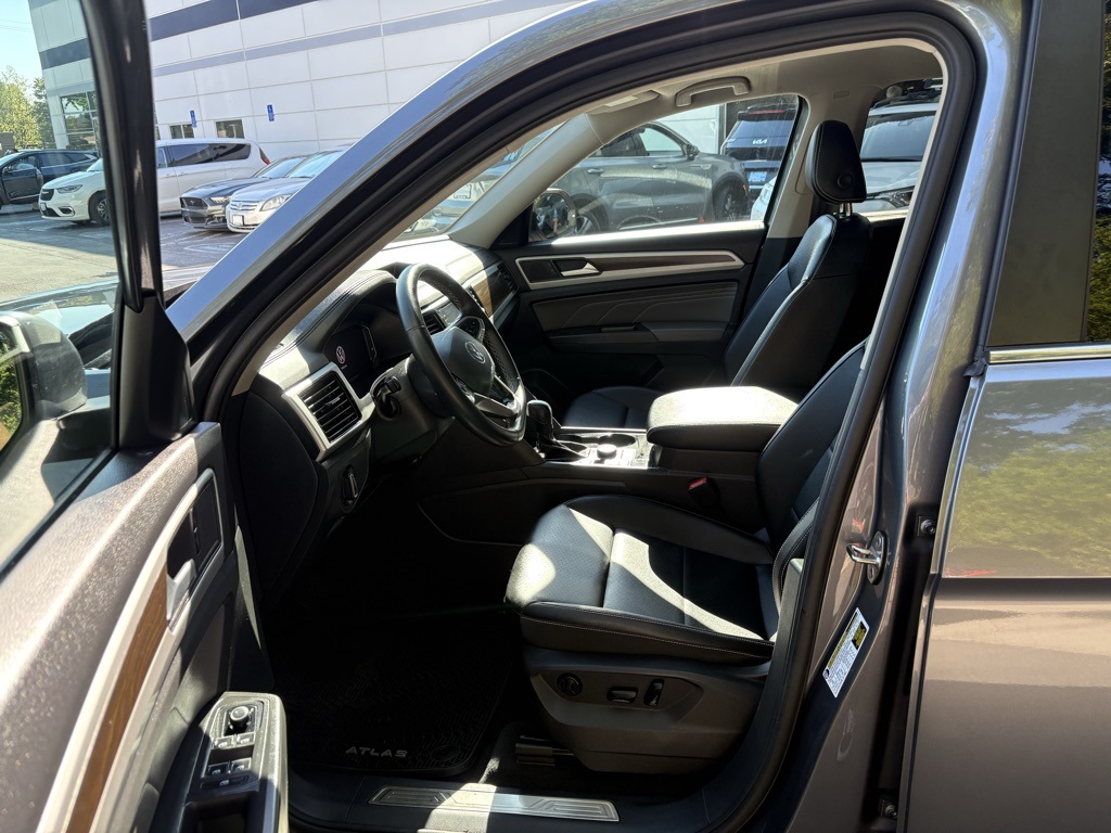 2022 Volkswagen Atlas V6 SE Technology photo 9