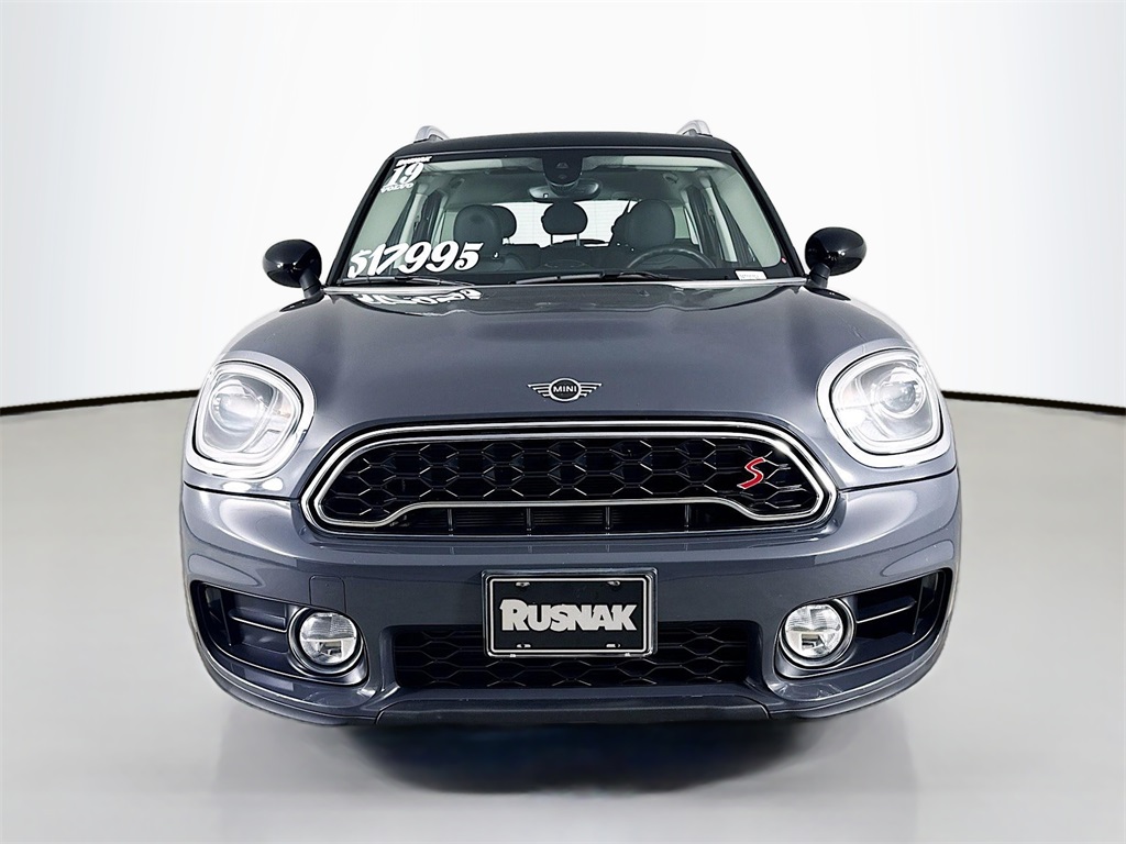 2019 Mini Cooper S photo 2