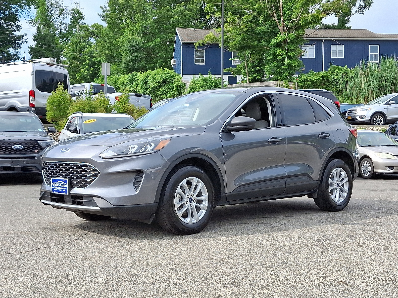 2022 Ford Escape SE photo 4