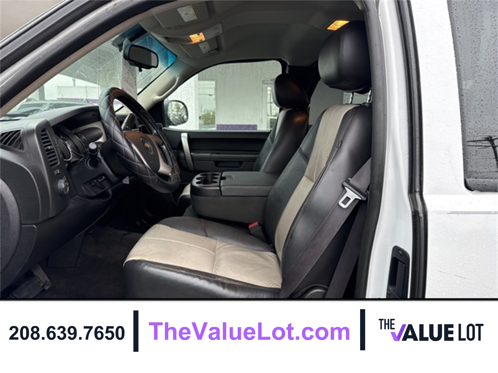 2011 Chevrolet Silverado 1500 LT photo 17