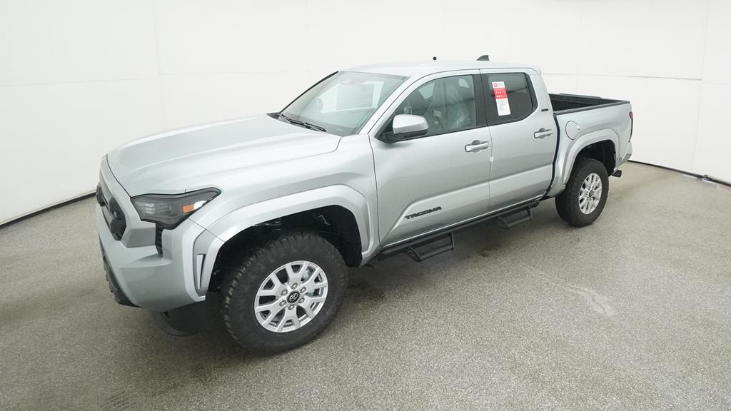 2024 Toyota Tacoma SR5 Double Cab photo 7