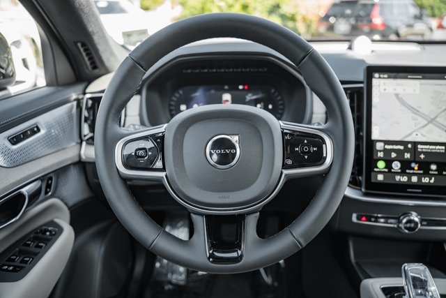 2026 Volvo XC90 photo 25