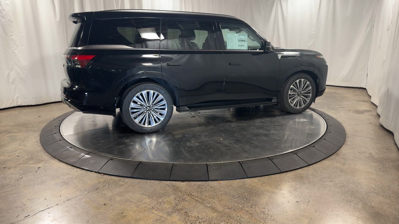 2025 Infiniti QX80 Sensory photo 2